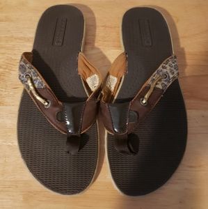 SPERRY BROWN FLAT THONG SLIP ON BOAT SANDALS 7M